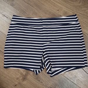 NWT maison jules striped shorts